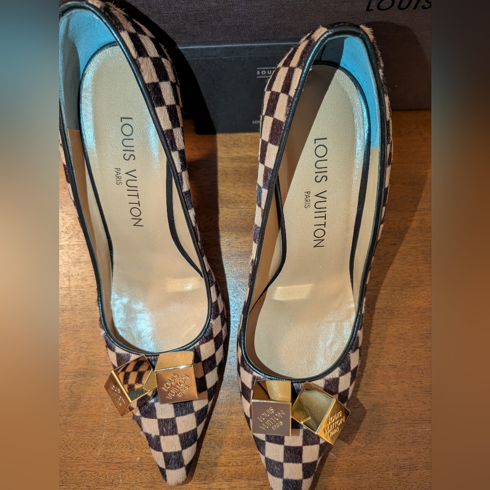 Louis Vuitton Damier Ponyhair Heels. EUC. SZ.37 US SZ 6.5-7.